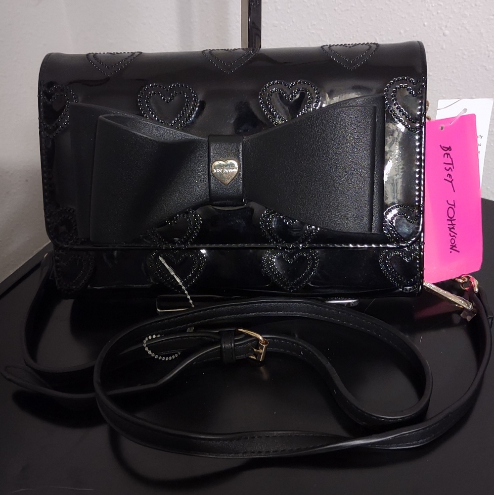 NWT🩷🖤🎉Betsey Johnson clutch/crossbody bag🩷🖤🎉